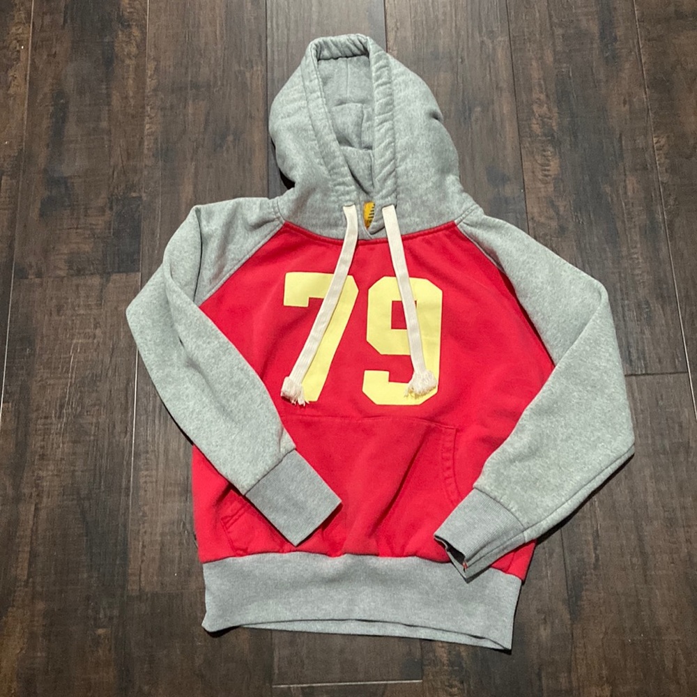 New balance hoodie